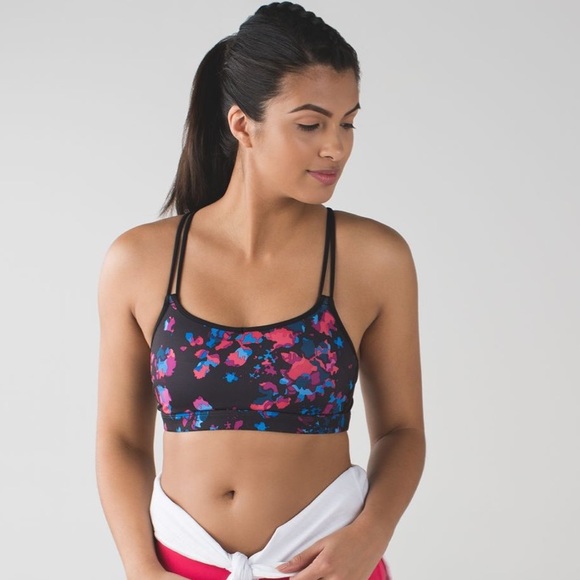 lululemon athletica Other - Lululemon Make A Move bra